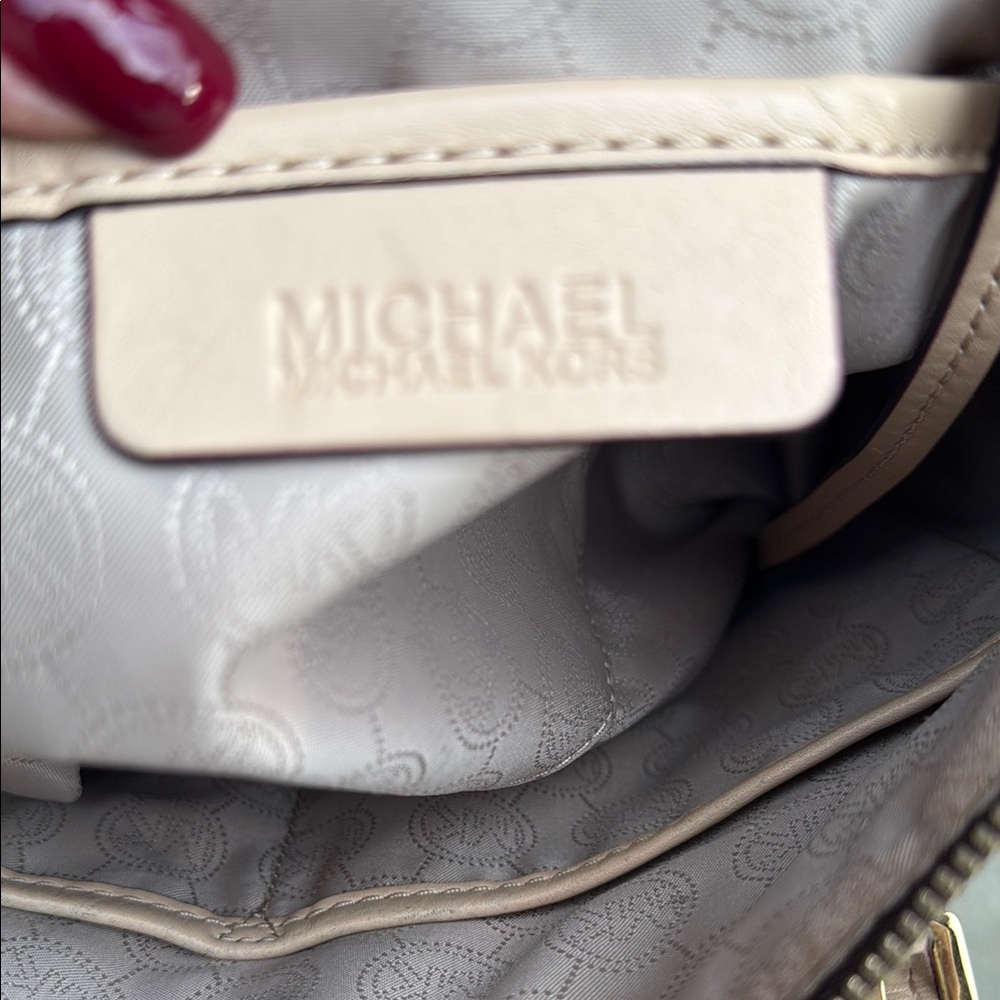Michael Kors Brown Signature Jet Set Tote - Picture 2 of 7